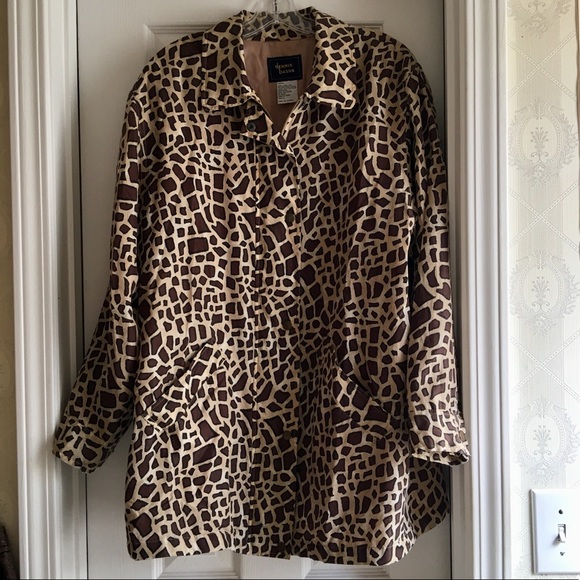dennis basso Jackets & Blazers - Dennis basso 🦒 print “rain & shine” coat ! SALE!!